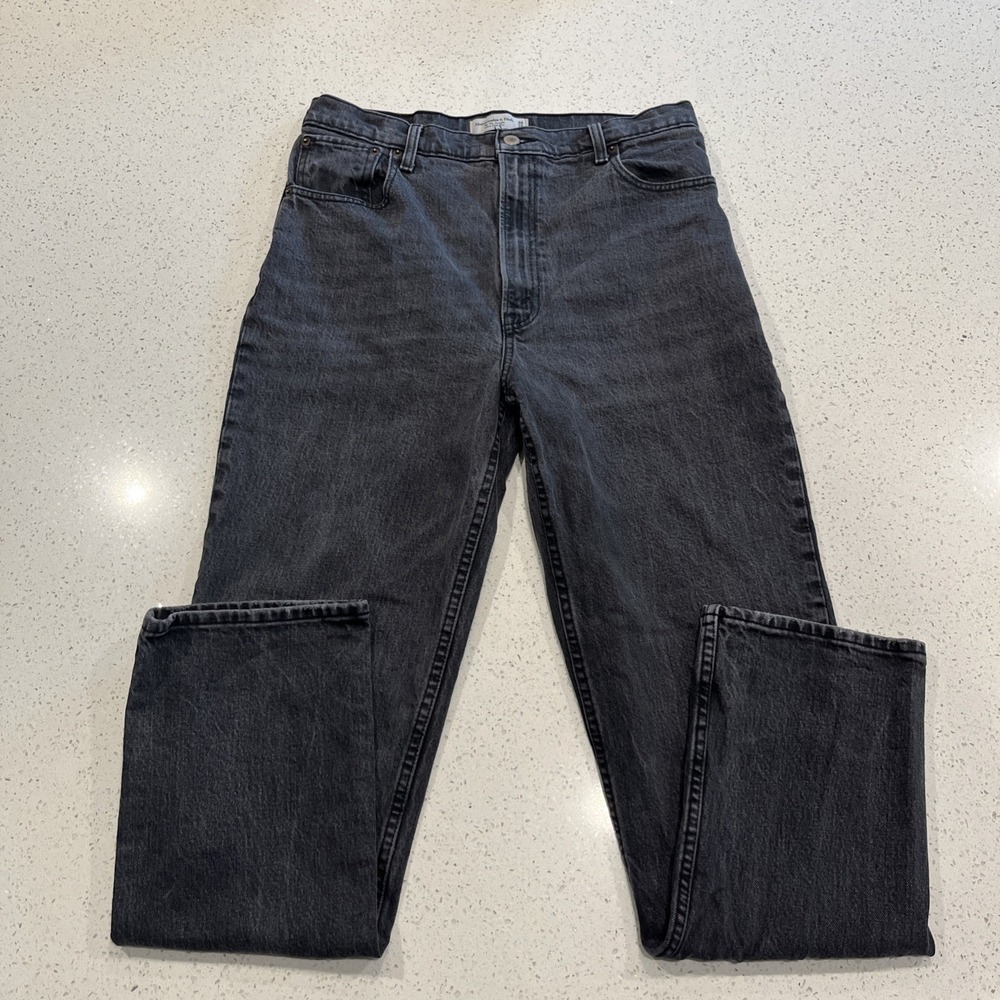 Abercrombie & Fitch Black Jeans 90s Slim‎ Straight Ultra High Rise sz. 30/10